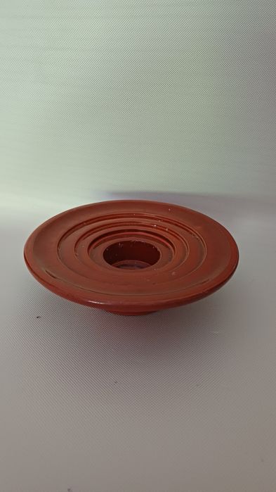 Świecznik ceramiczny czerwony