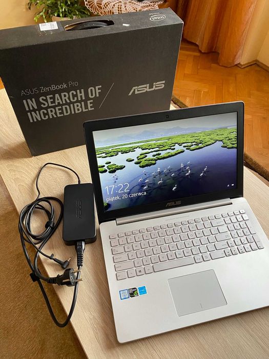 Laptop Asus ZenBook UX501 15,6" + Intel i7 + 24GB RAM + 512GB NVMe SSD