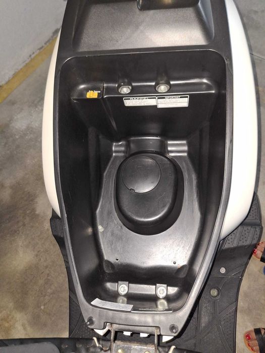 SYM Fiddle II 50S 2014 | 10 Mil Km | Impecável | Com mala + viseira