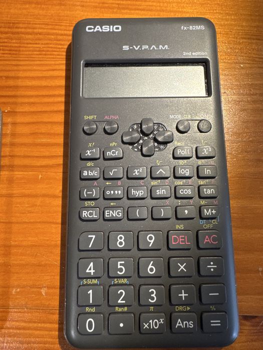Calculadora Casio fx-82 ms