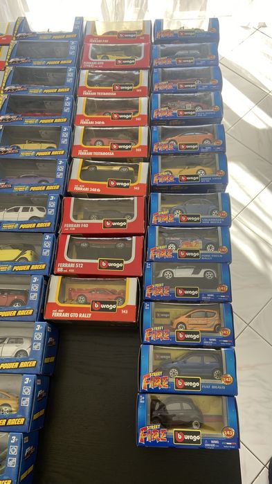 Carros miniaturas 1/43