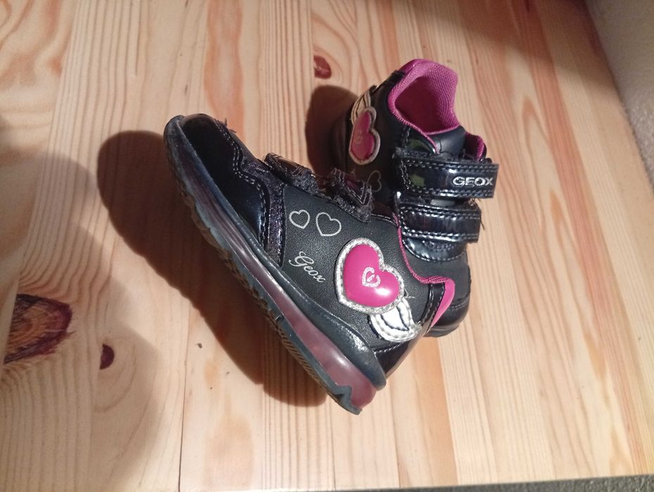 Tenis criança com luzes, Geox, TAM.21