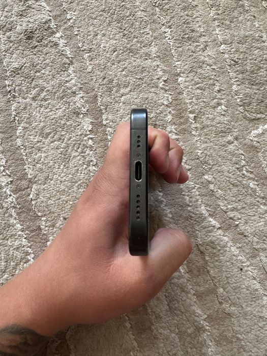 продам iphone 15 pro