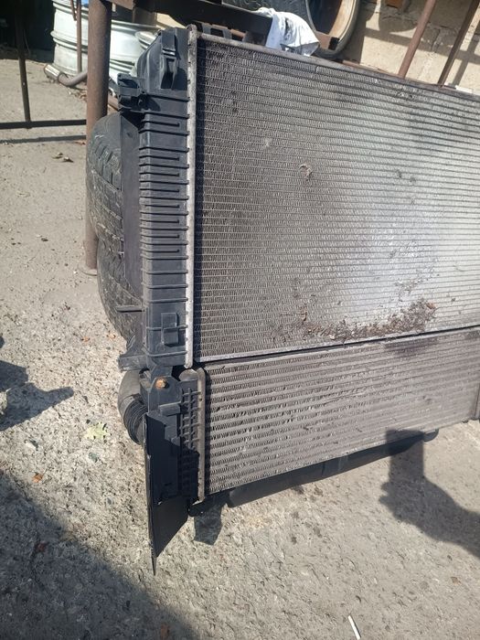 Chłodnica wody intercooler obudowa przewody 2.0tdi 2.5tdi VW Crafter I