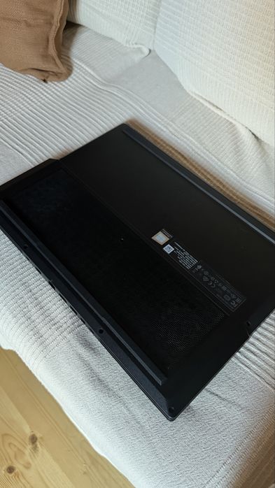 Lenovo y540 - i7-9750H - GTX 1660Ti - 16GB Ram - 500 Gb