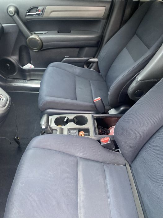 Продаж автомобіля Honda CR-V 3