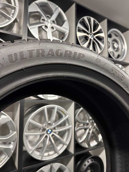 Зимові шини 245/45 R18 100V XL GOODYEAR ULTRAGRIP 8 PERFORMANCE * MO (Demo)