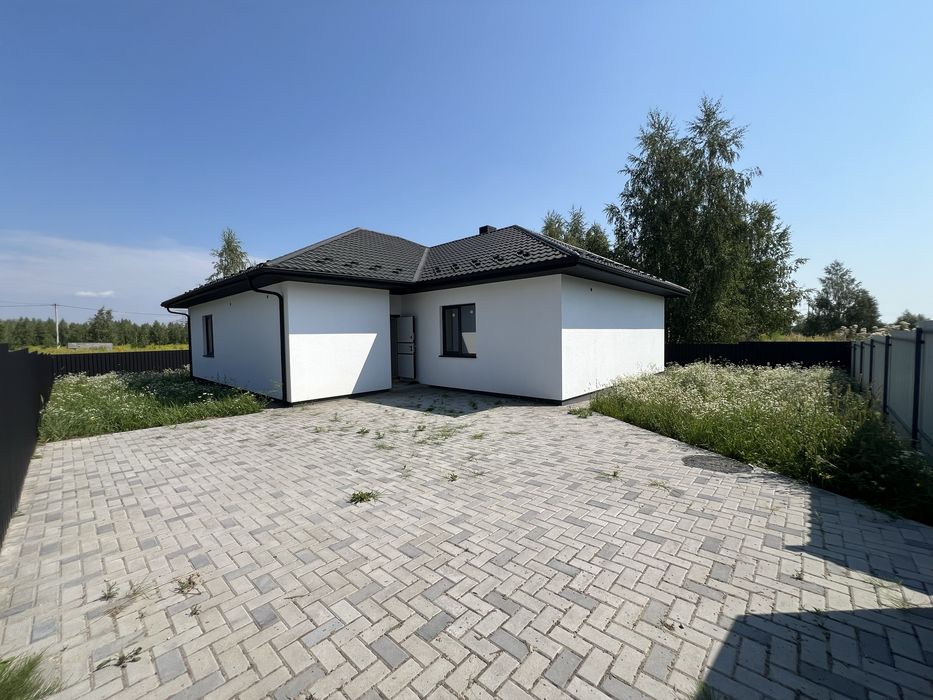Продам останній будинок від забудовника з чорновими роботами