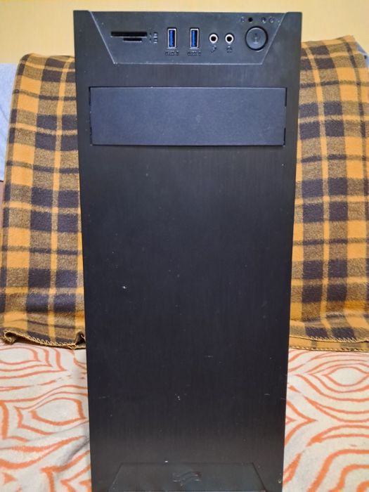 Komputer stacjonarny