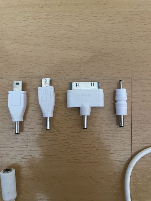Cabo com adaptadores universais