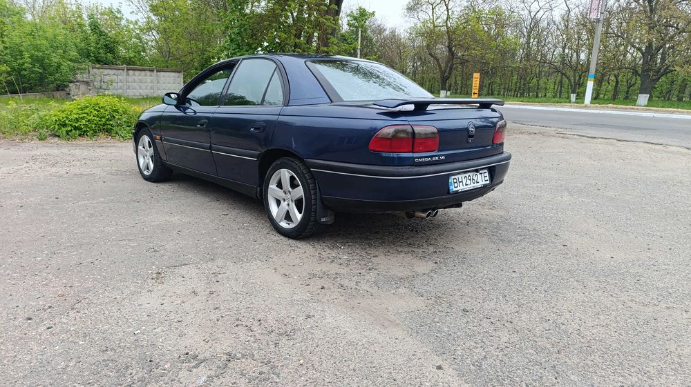 Продам Opel omega B