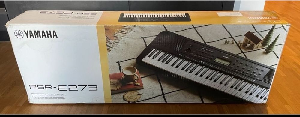 Синтезатор Yamaha PSR e 273