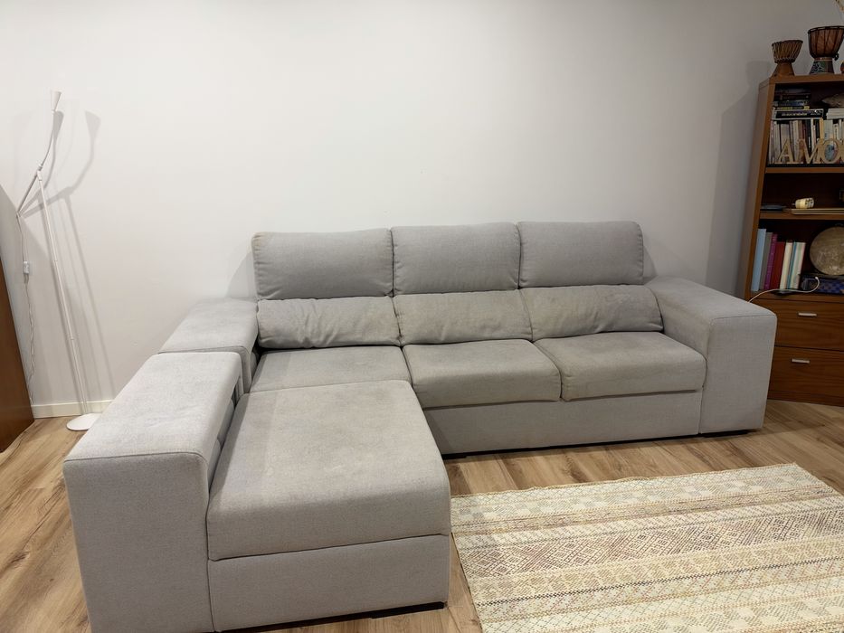 Sofa extensivel com bancos