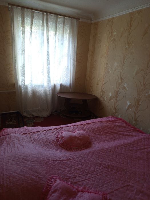 Продам 2ух комн.гостинку