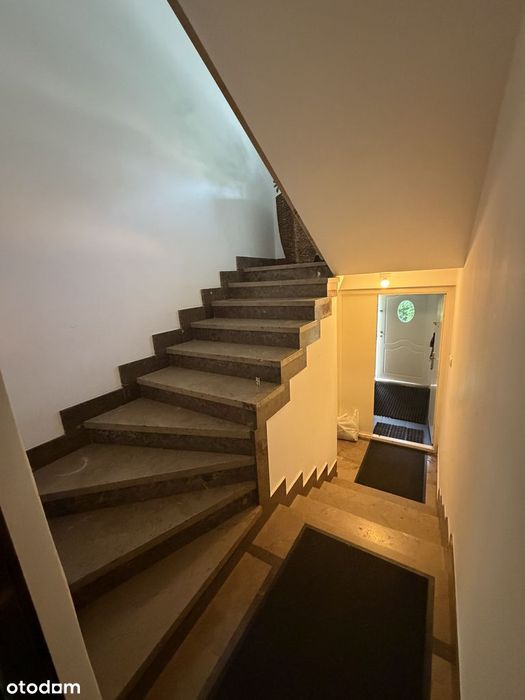 Dom dwupokoleniowy 280 m² | 2 mieszkania | Centrum Legionowa