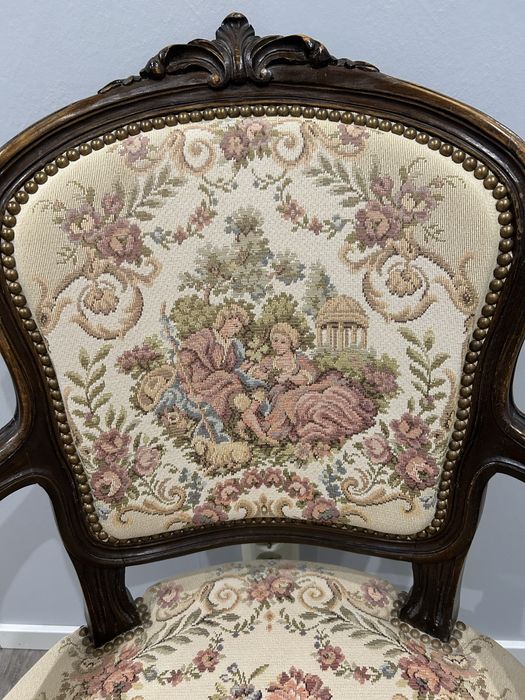 Fotel krzesło ludwikowskie