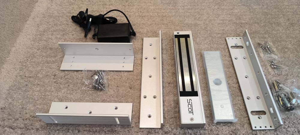 Zwora elektromagnetyczna 280kg EL600TSL2 i uchwyty