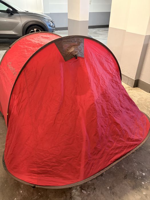 Tenda de campismo quechua em optimo estado