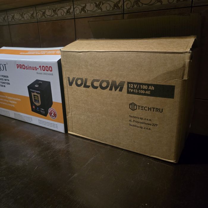 Інвентор, Джерело безперебійного живлення  KEMOT PRO sinus 100ah+100ah