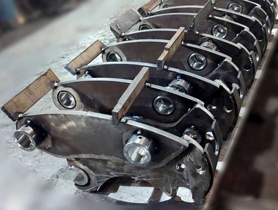 Швидкознімач Быстросъем (quick coupler) до техніки 11-45т.
