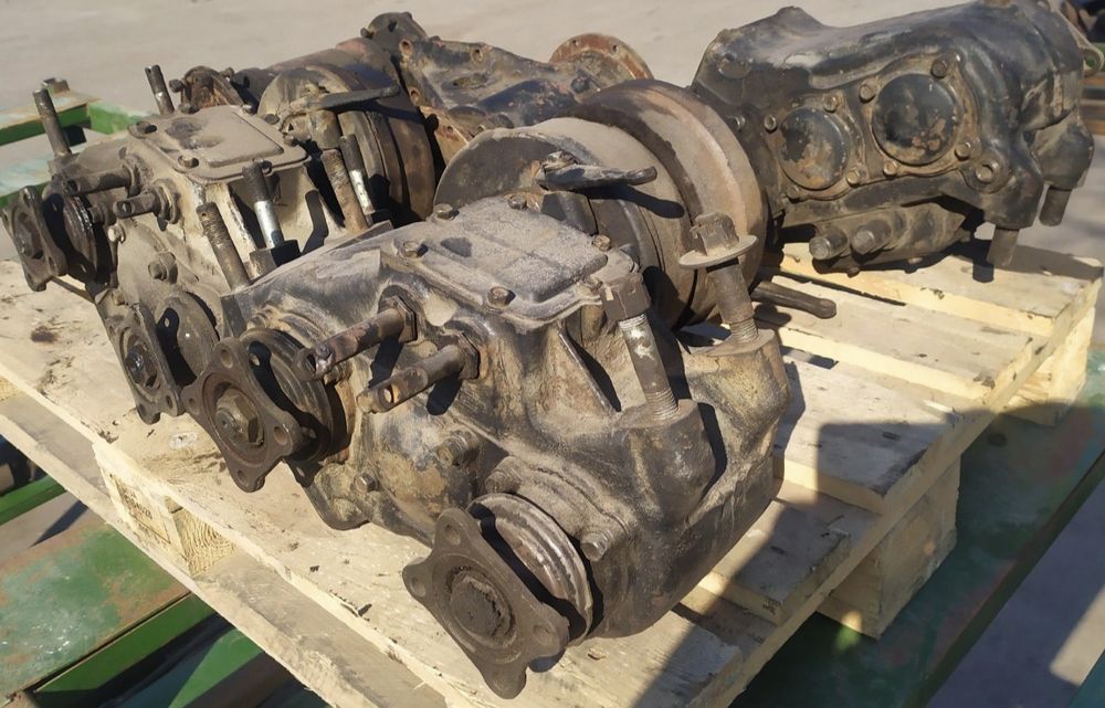 Роздавальна коробка роздатка раздатка  Газ 66 КОМ на роздатку