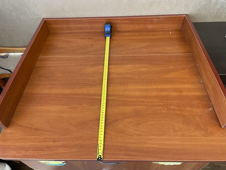 Продам пеленальный столик