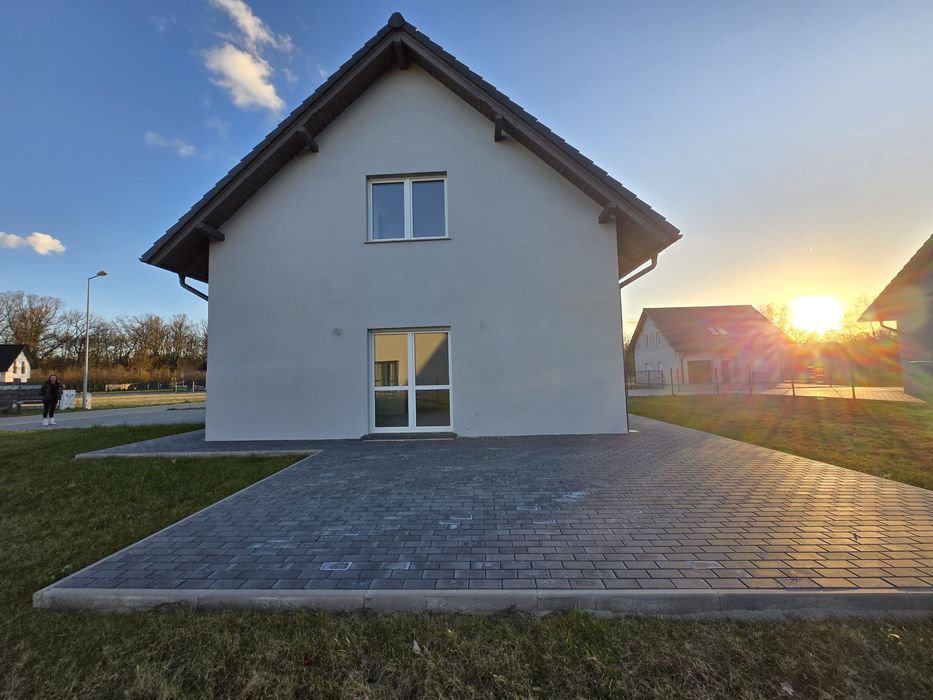 Nowy dom wolnostojący w SUPER CENIE !! - Więcej