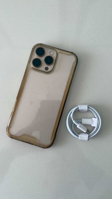 Apple iPhone 16 Pro Max 256GB 98% "dourado" + cabo original e capa de proteção