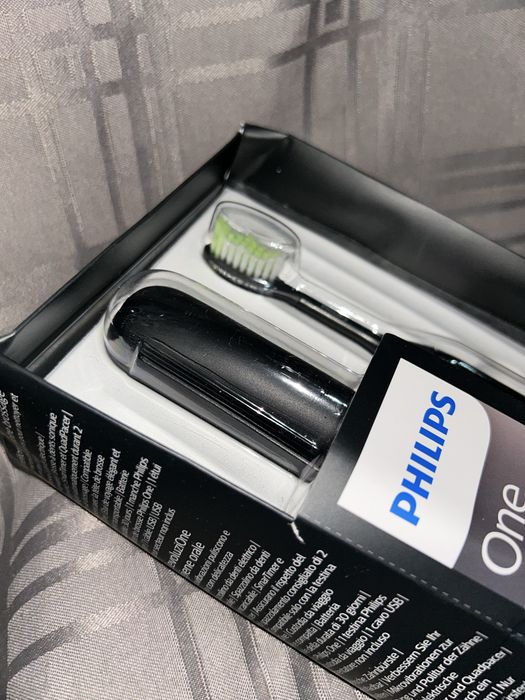 Escova de Dentes Elétrica Philips One