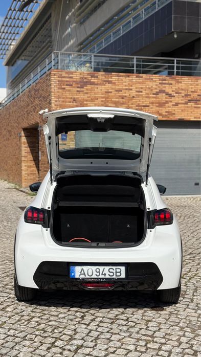 Peugeot e-208 50 kWh