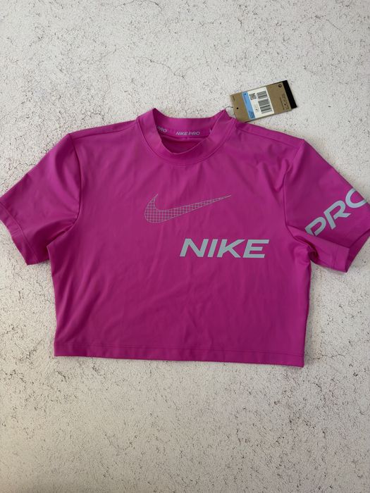 Футболка вкорочена NIKE, нова