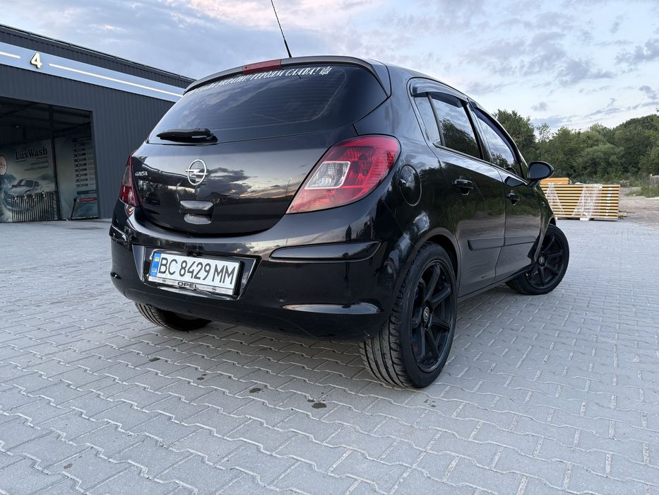 Опель корса д 1.0