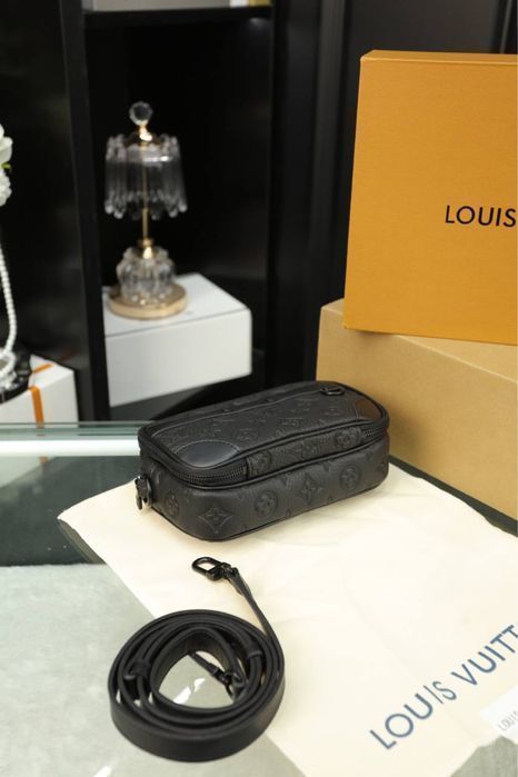 Сумка LOUIS VUITTON noe alpha кожаная мужская женская унисекс monogram