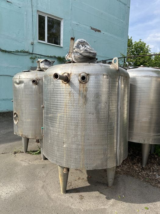 Продам ємності 1 куб нержавійка