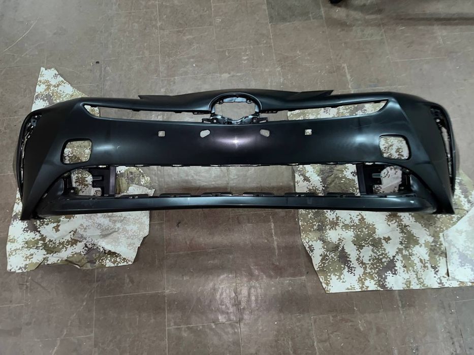 Бампер передний Toyota Prius 2019 2020 2021 2022