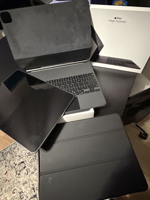 Ipad Pro 12.9’’ 6 generacji + Magick Keyboard+ Pencil IDEAŁ