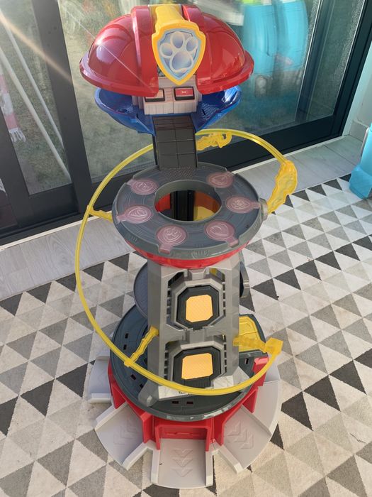 Torre gigante Patrulha Pata