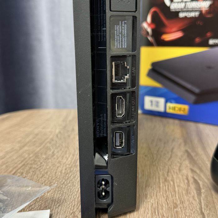 Sony playstation 4 Slim 1tb Как Новая