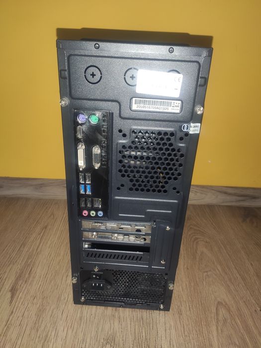 Komputer do gier typu Wiedźmin3 Intel i5 Radeon RX570 RAM 12GB SSD+HDD