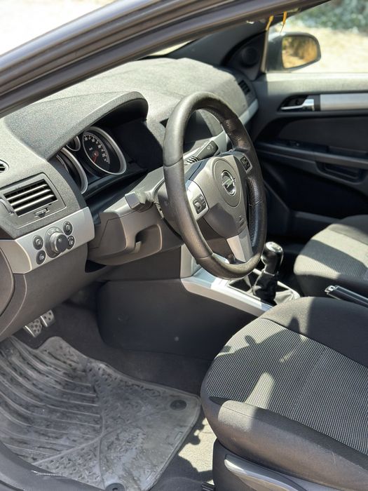 Opel Astra H GTC 1.9 CDTi - 150cvs