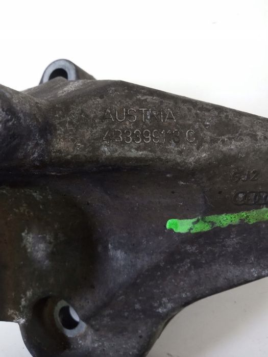 łapa skrzyni biegów lewa, audi a6 s6 c5 4.2 v8 4b3399113c