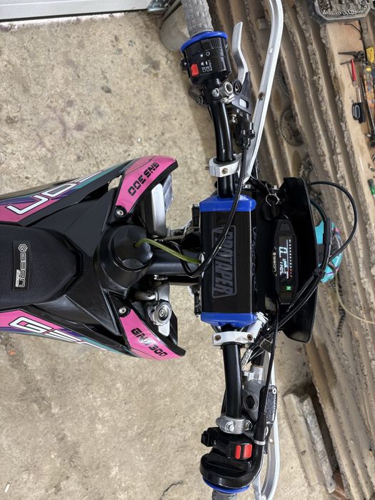 Geon dakar 300r