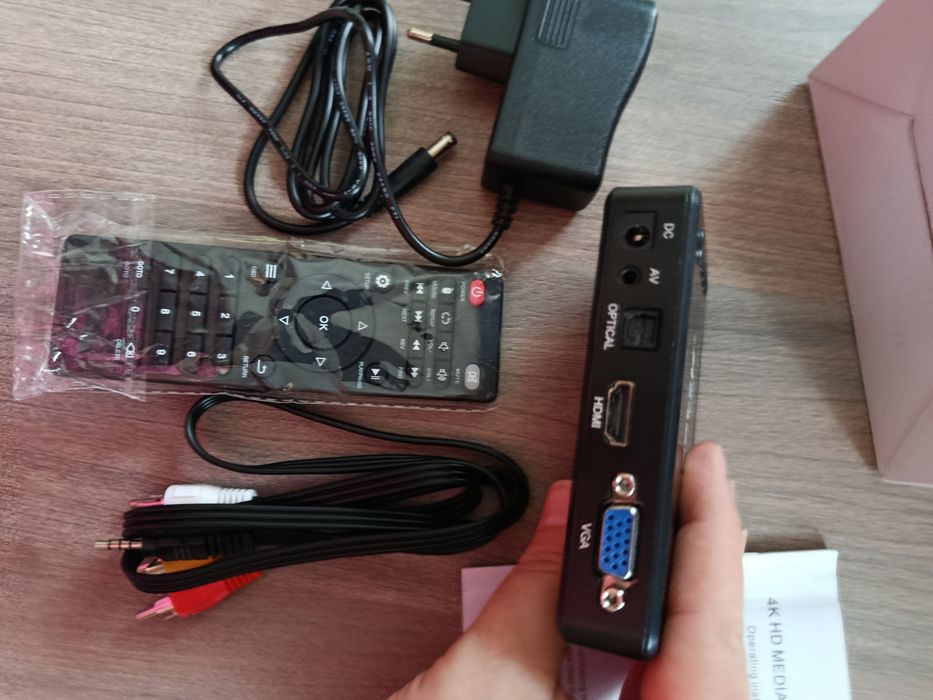 Мультимедійний плеєр, 4K 30hz HDMI мультимедійний плеєр для телевізора з виходом HDMI/AV/VGA