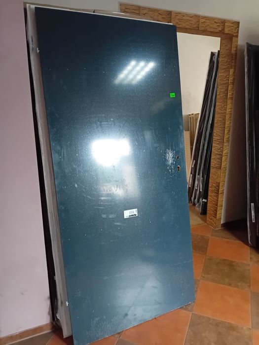 Drzwi techniczne nowe