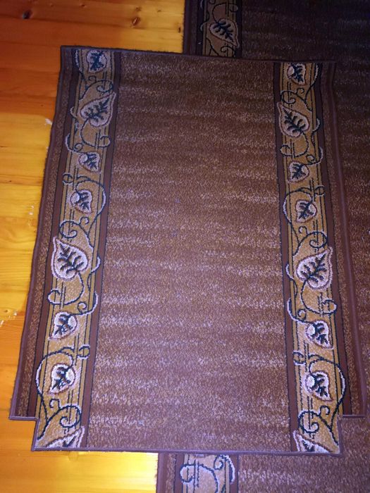 Sprzedam chodnik dywan 1,30 m x 1 m