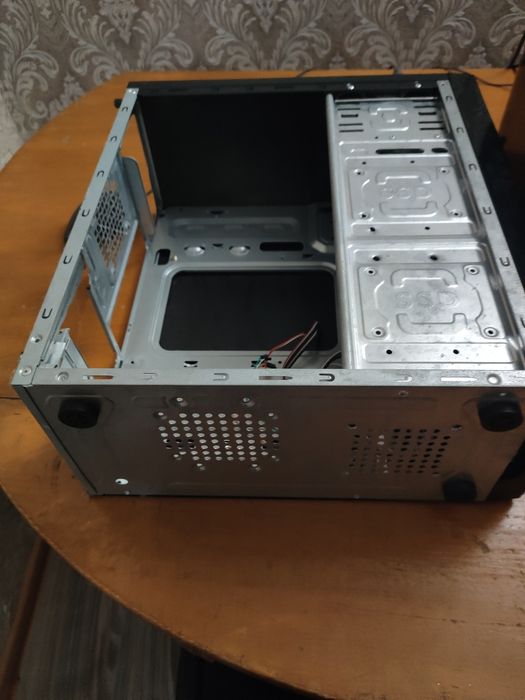 Корпус системного блока Crown