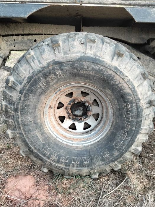Jantes 15" com Pneus Super Swamper TSL