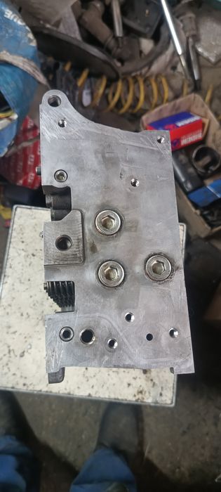 Головка блока Fiat Doblo 1.3 JTD\Mjet Fiat Fiorino 1.3 Mjet Добло ГБЦ