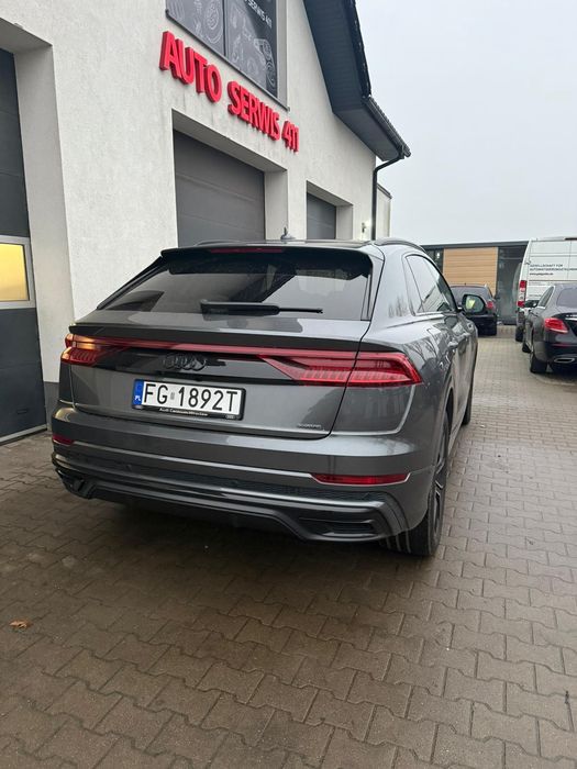 Wynajem Audi Q8 50TDI Sline krótko I długoterminowy