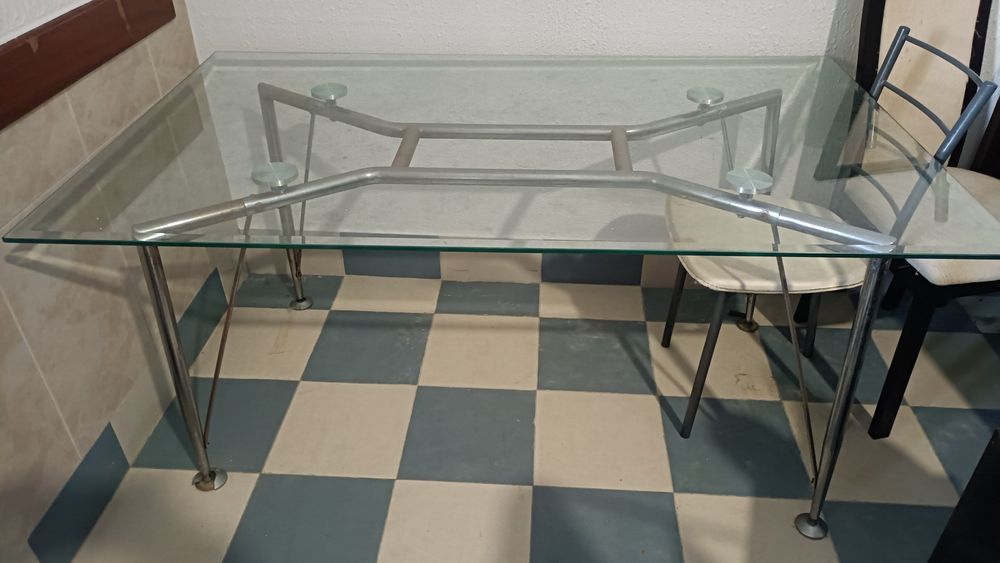Mesa de Vidro em bom estado